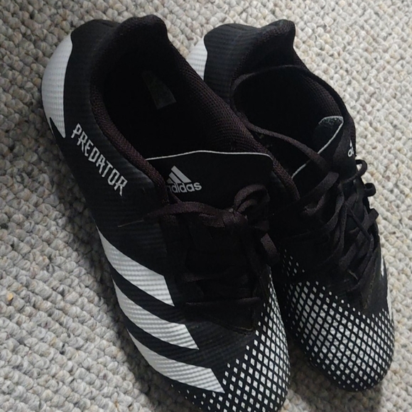 Soccer shoes - Picture 4 of 6